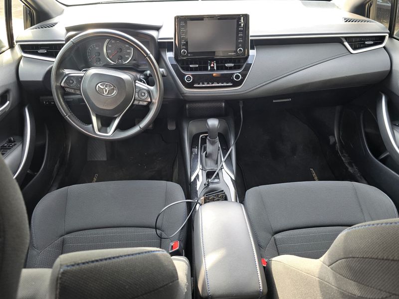 Thumbnail 3 of 2021 TOYOTA Corolla
